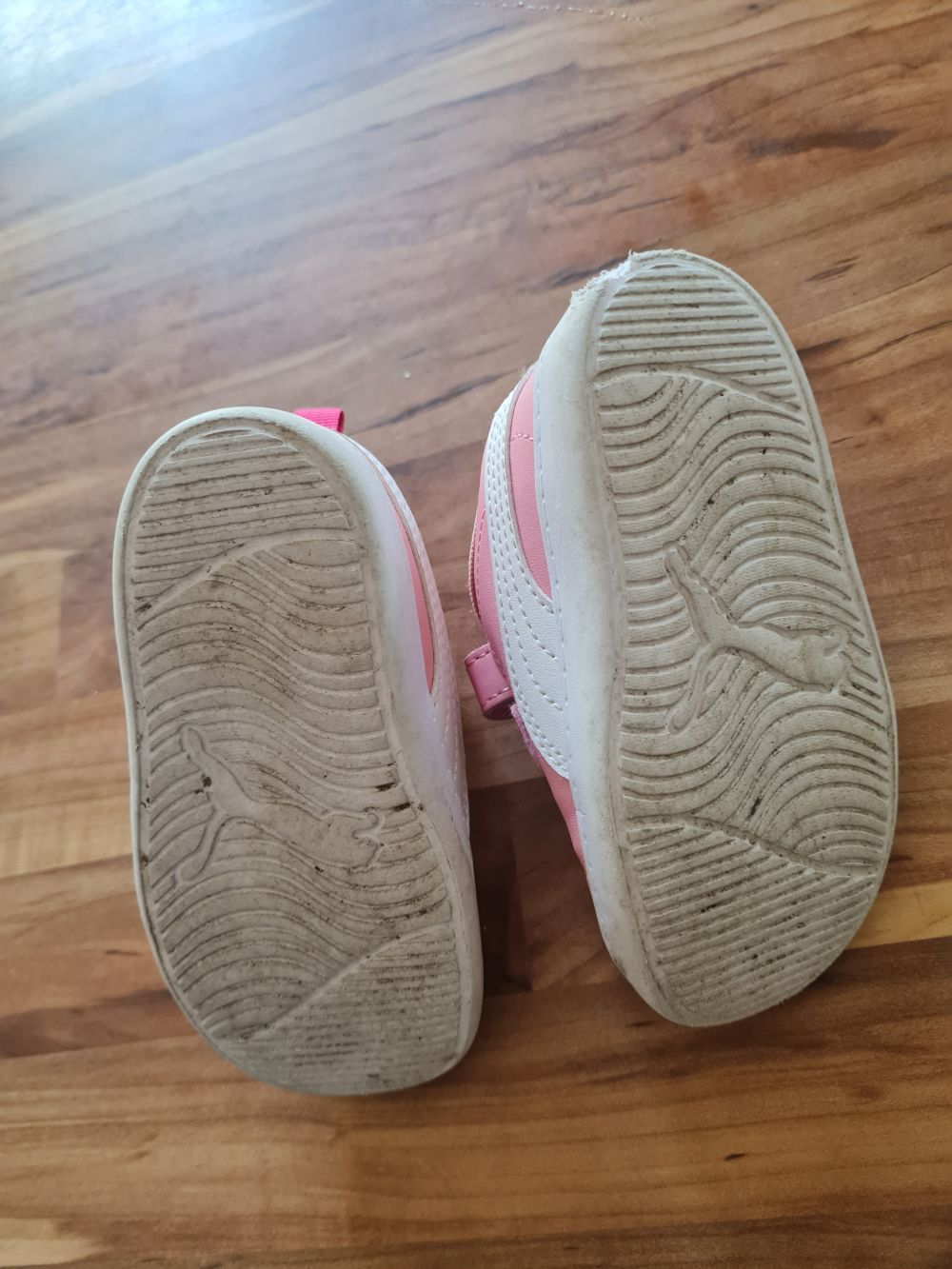 Puma Sportschuhe, Gr. 22, Secondhand