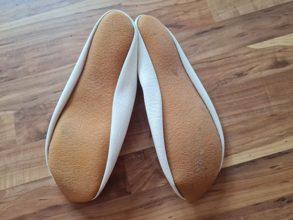 Turnschläppchen, weiß, Gr. 38/39, Secondhand