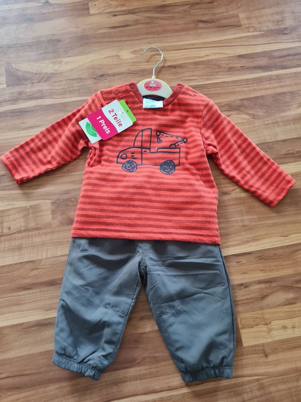 2tlg Set Langarmshirt mit gefütterter Hose "Abschleppwagen", Gr. 68, Neuware mit Etikett