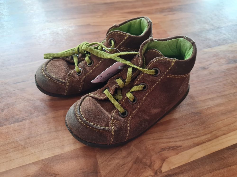 Däumling Schuhe, braun, Gr. 23, Secondhand