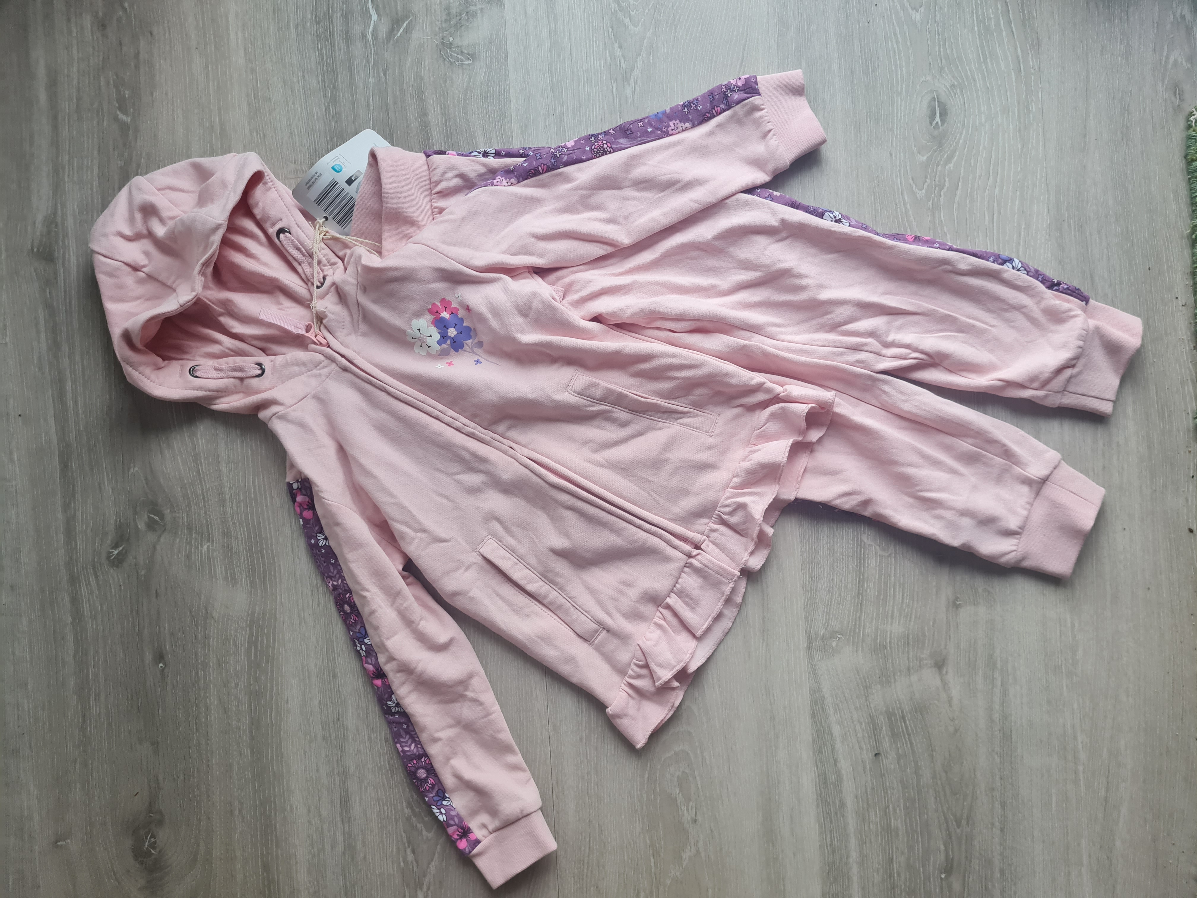 Jogging-Anzug, Gr. 110, Neuware