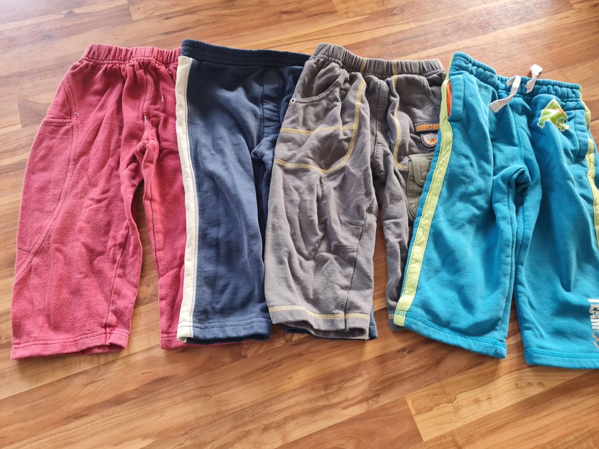 4 Jogginghosen, Gr. 92, Secondhand