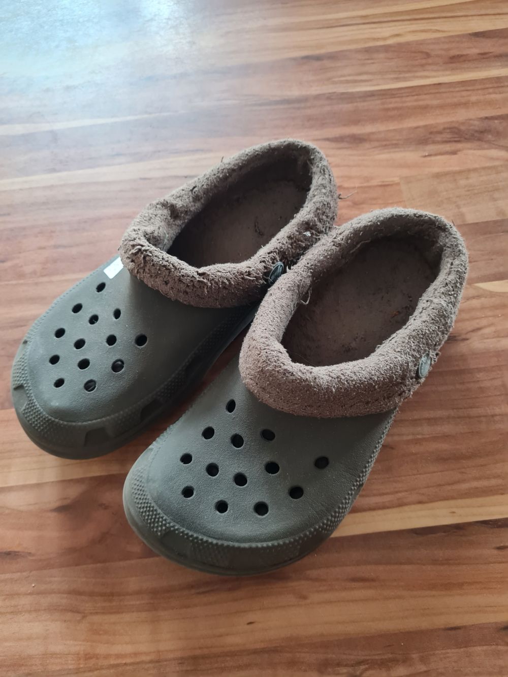 Crocs, braun, leicht gefüttert, Gr. M4 W6 (Gr. 36/37), Secondhand