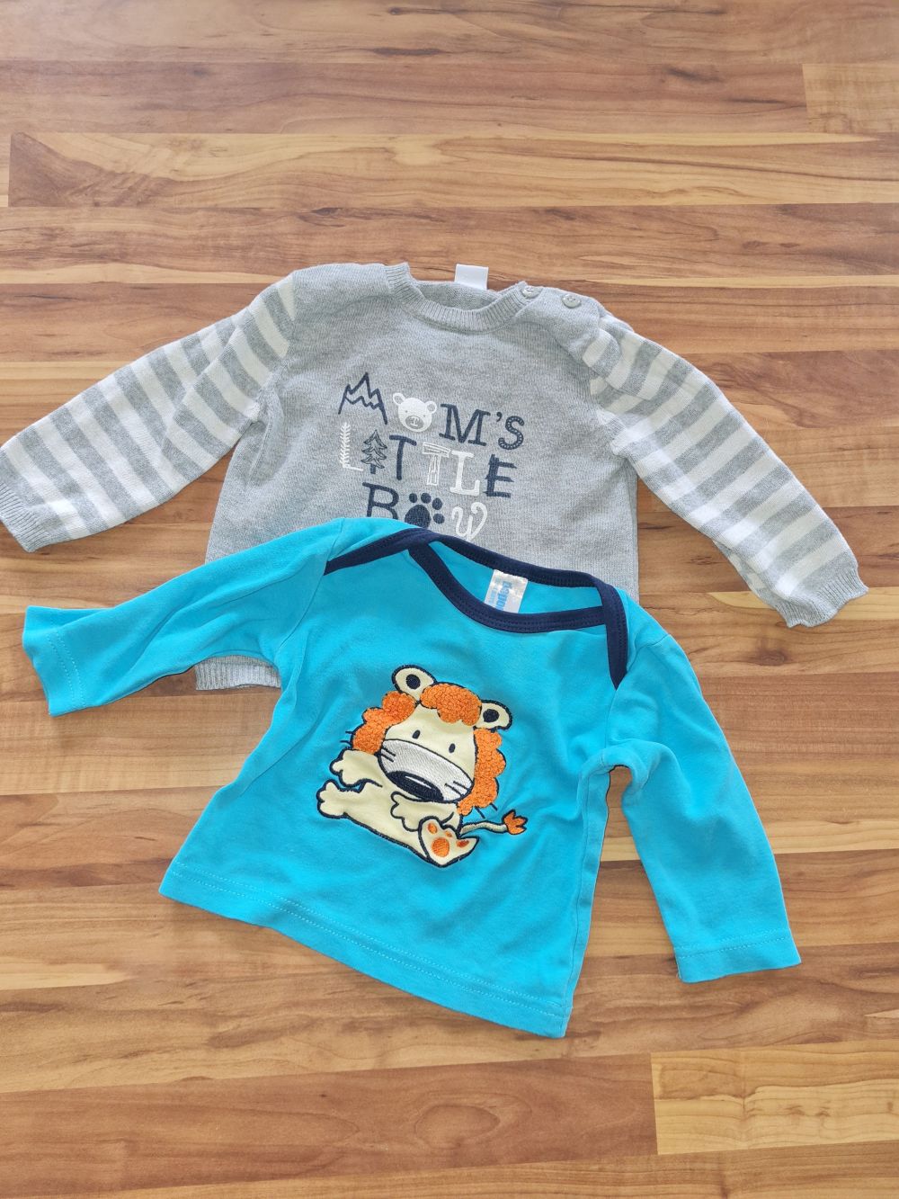 2 Langarm-Shirts für Jungen, Gr. 50/56, Secondhand