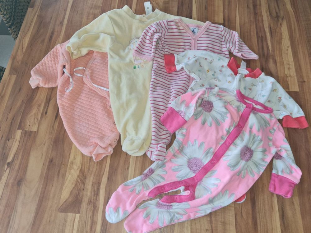 5 Schlafanzüge für Mädchen, Gr. 50/56, Secondhand