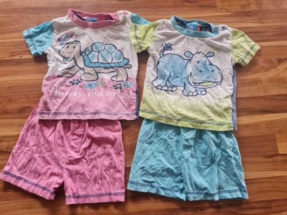 2 Schlafanzüge / Shortys, Gr. 74, Secondhand