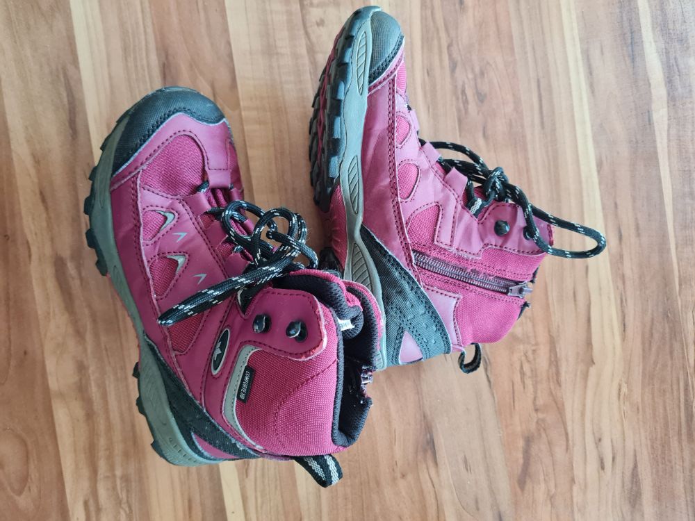 Wanderstiefel, dunkelrot, Gr. 32, Secondhand