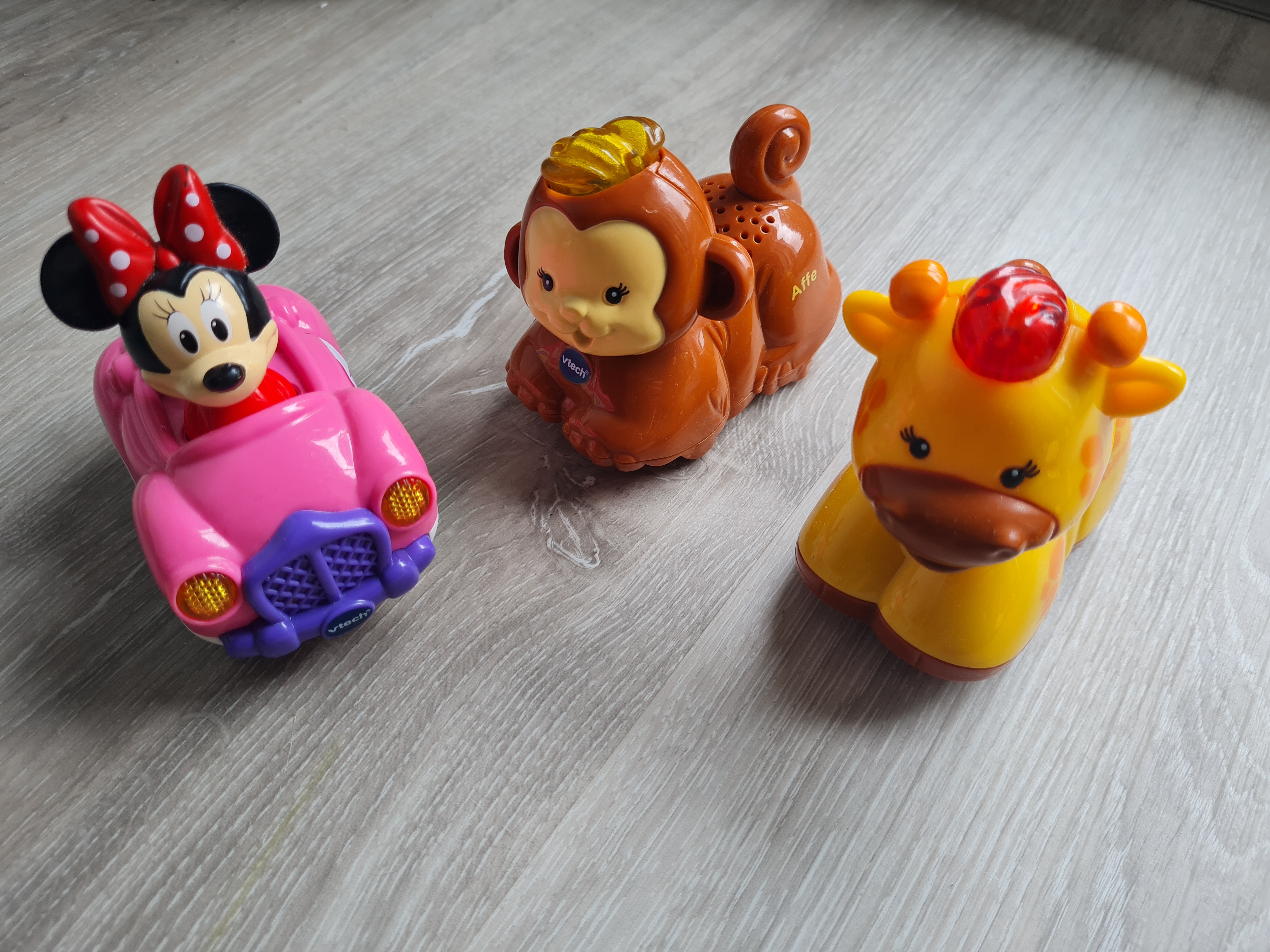 Tut Tut Babyflitzer Set Tiere + Minnie Mouse