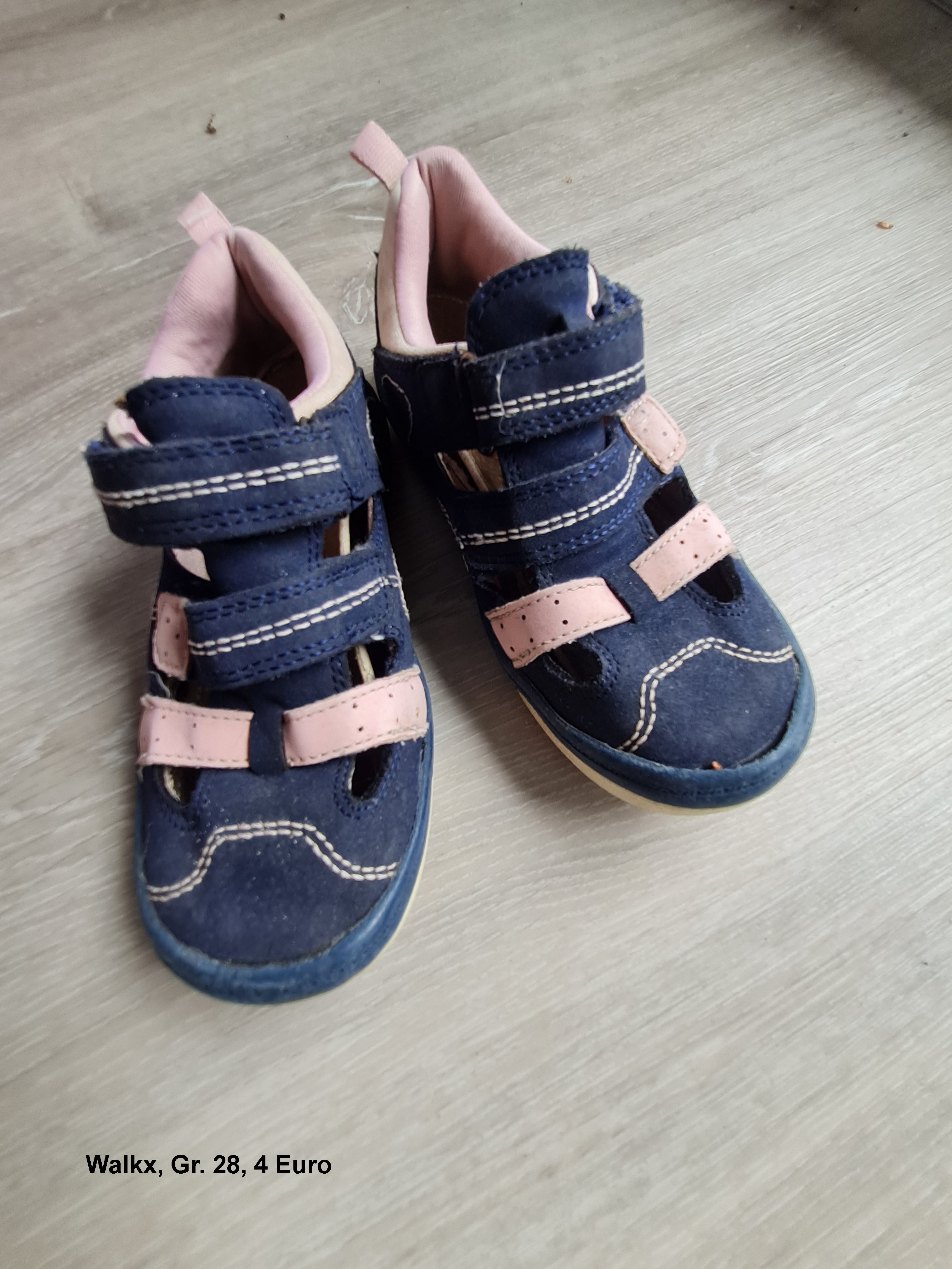 Sandalen Gr. 28
