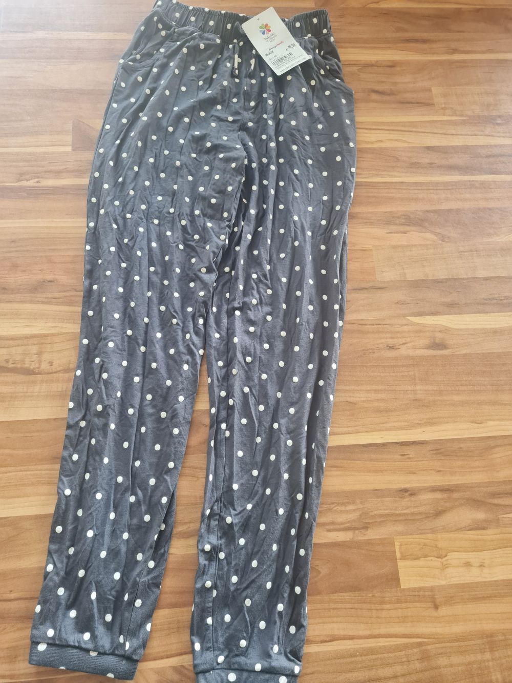 Mädchen-Hose Gr. 140, Neuware mit Etikett