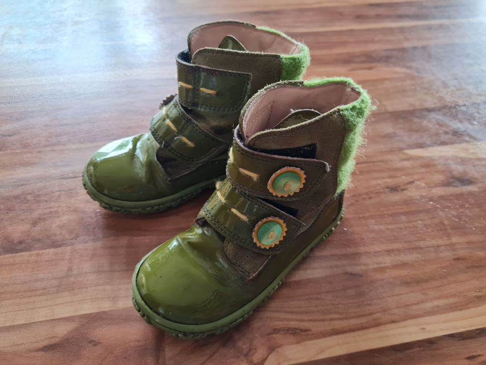Starry Stiefel, grün, Gr. 23, Secondhand