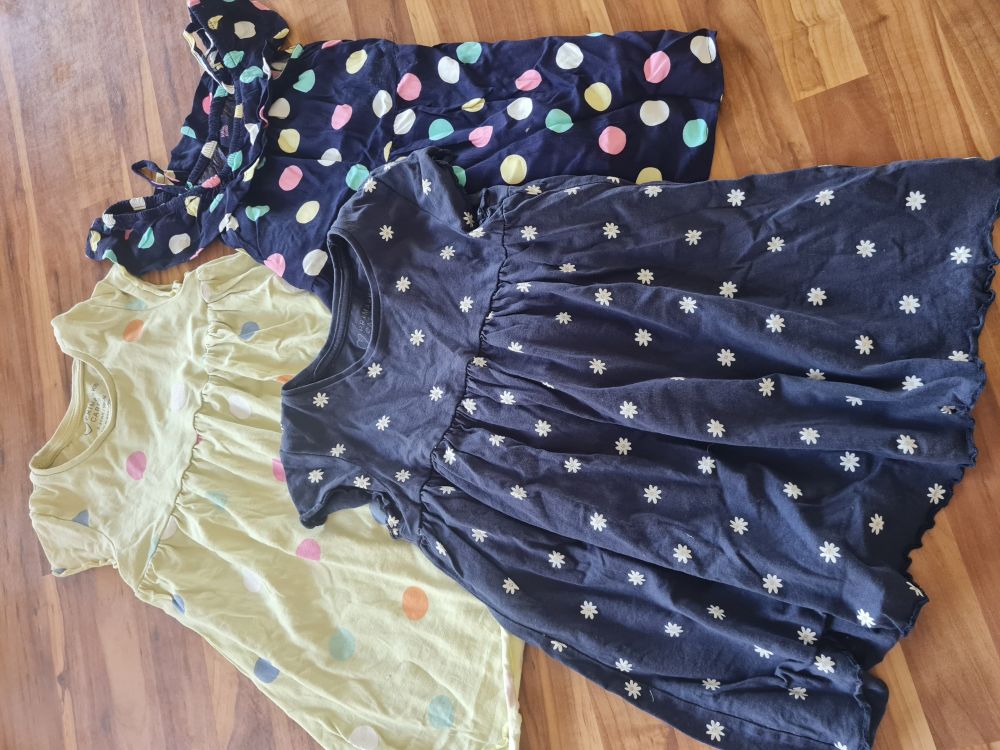 3 Sommerkleider für Mädchen, Gr. 98, Secondhand