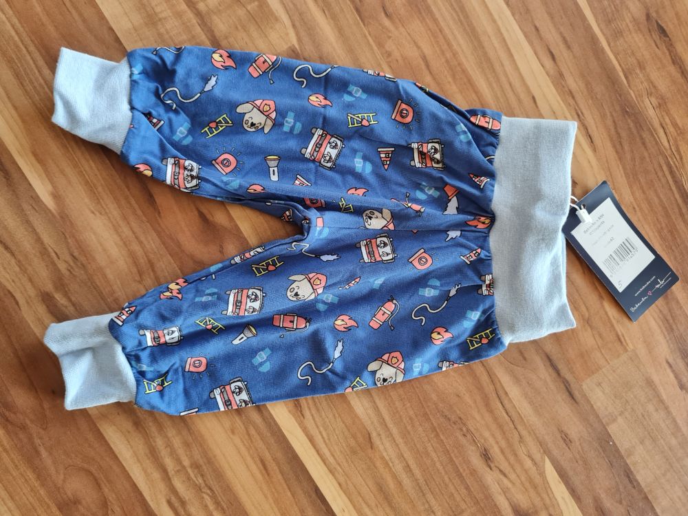 Babauba x MH Widepants "PeanutFireBrigade", Gr. 62, Neuware mit Etikett