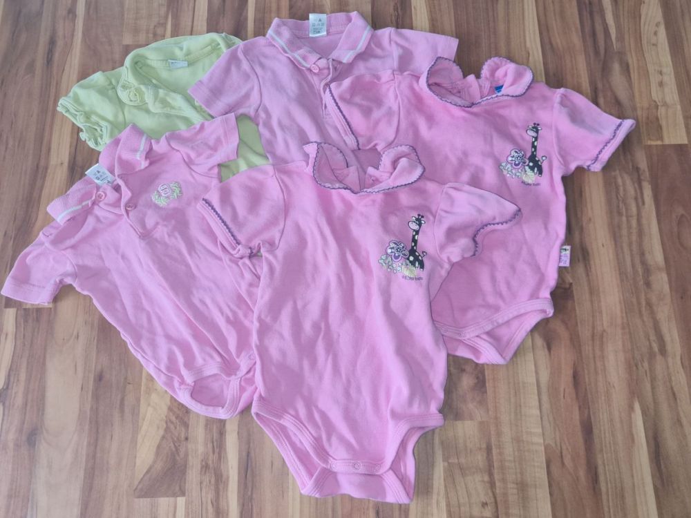 5 Kurzarm-Bodies für Mädchen, Gr. 62/68, Secondhand