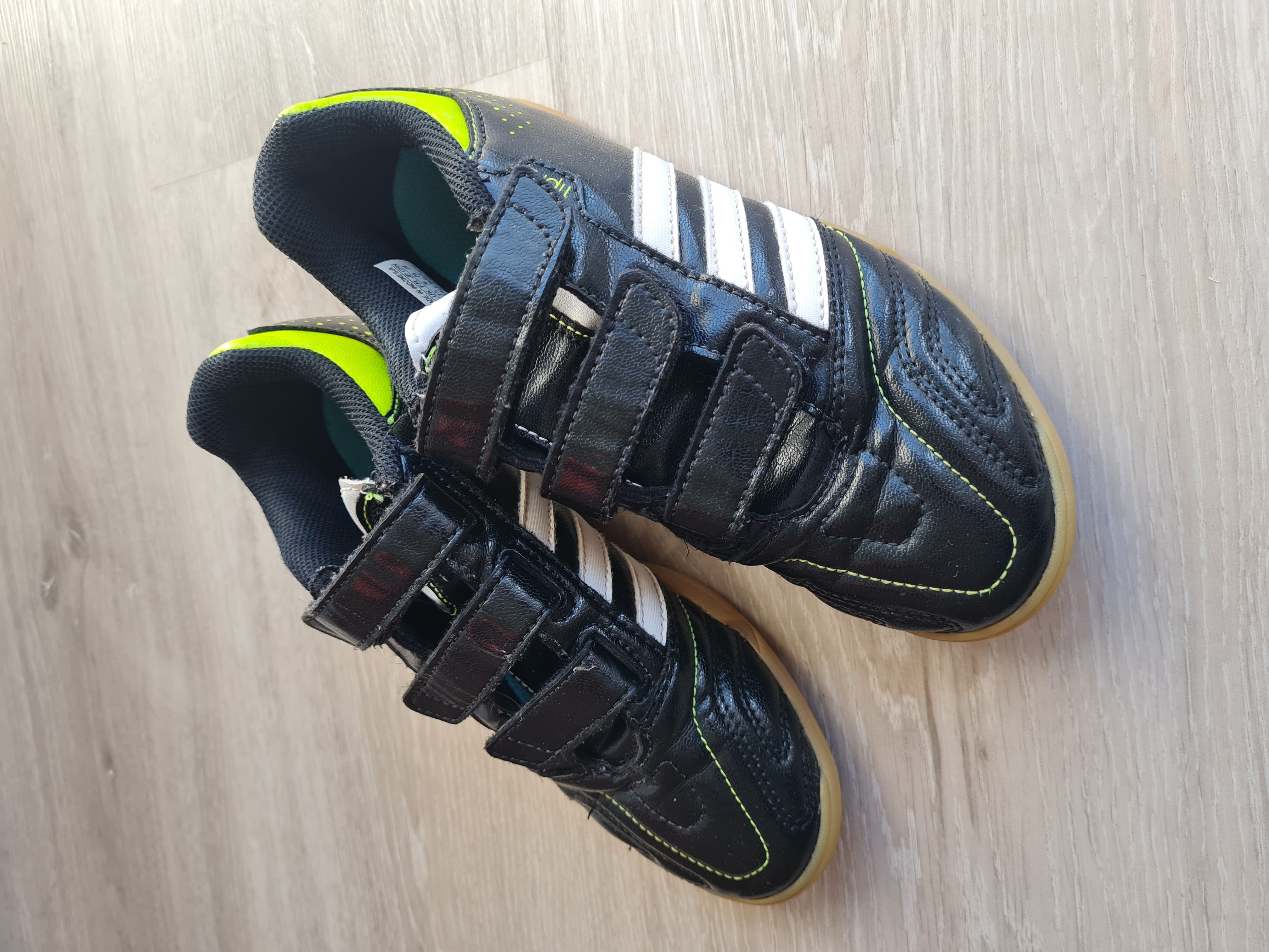 Adidas Hallen Turnschuhe, 11pro, Gr. 35