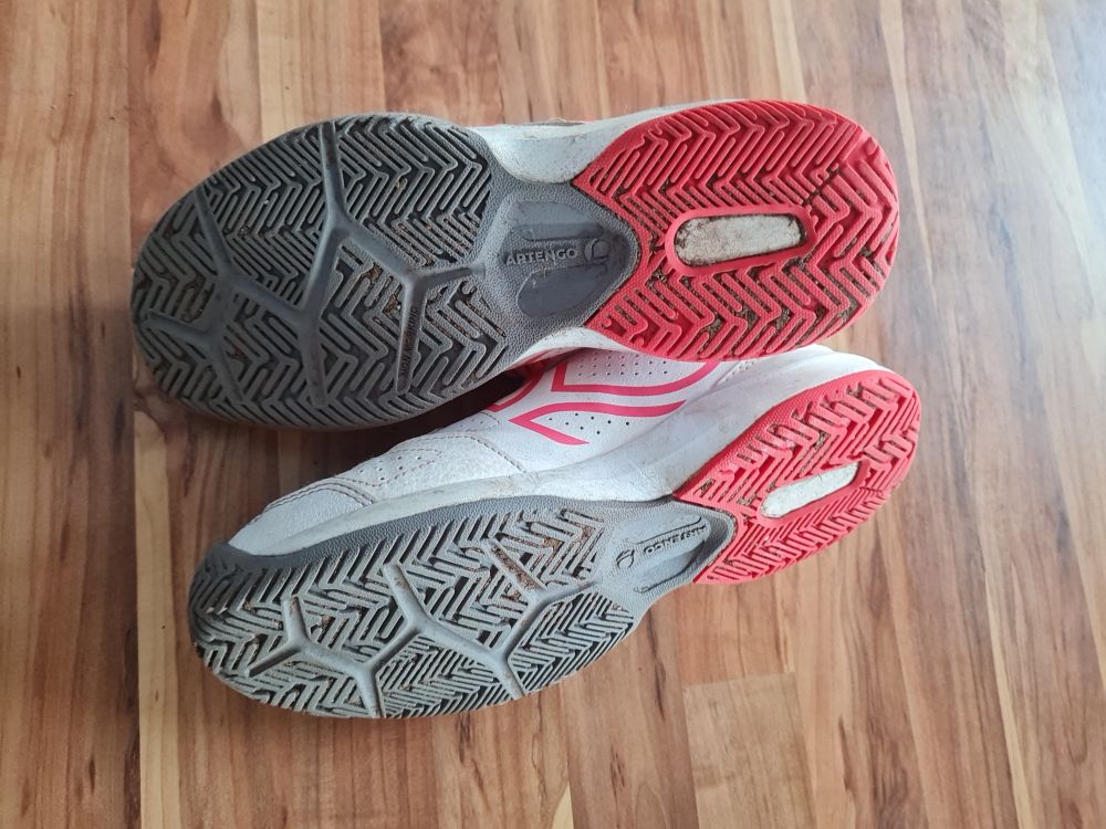 Sport- und Freizeitschuhe, Gr. 37, Secondhand