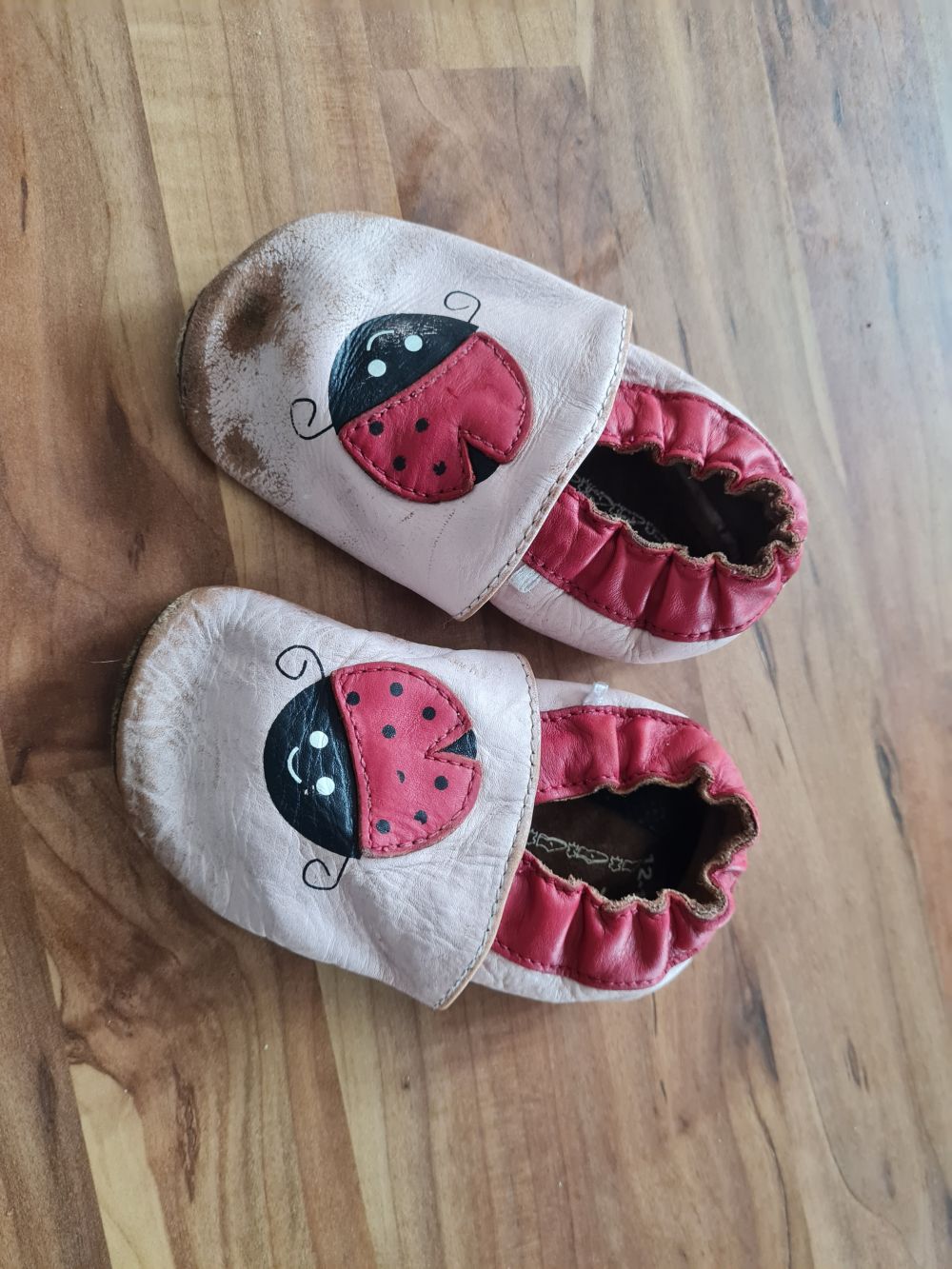 Lederpuschen "Marienkäfer", rosa, Gr. 20, Secondhand