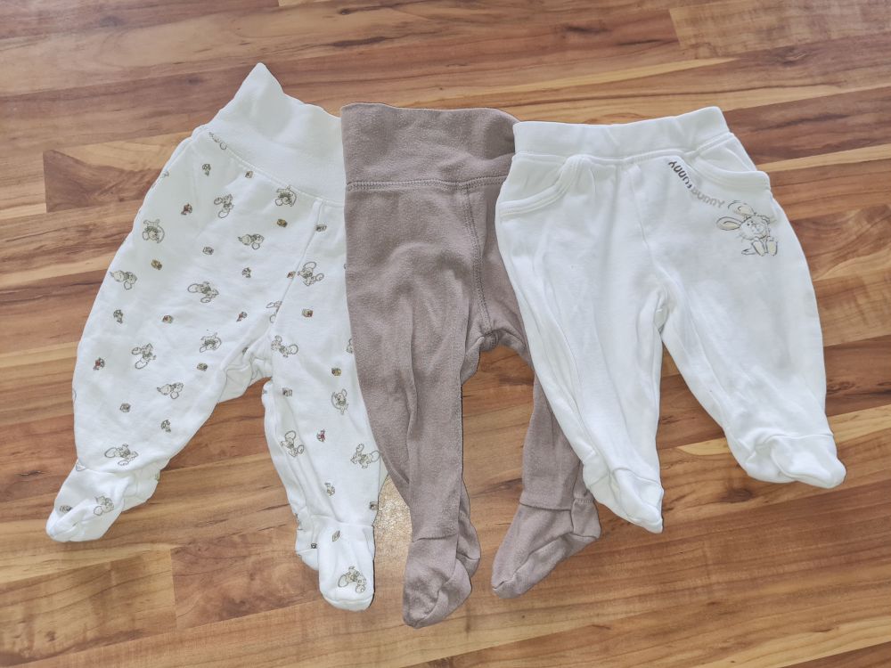 3 Strampelhosen, Gr. 50/56, Secondhand