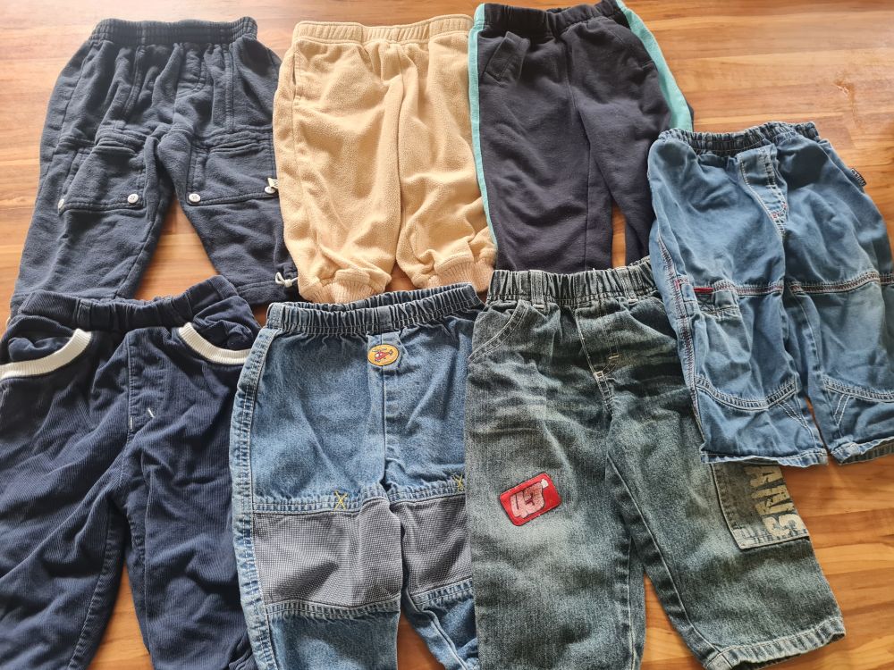 7 Hosen für Jungen, Gr. 74/80, Secondhand