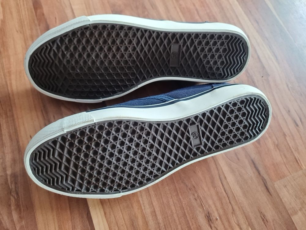 Stoffschuhe, Gr. 35, Secondhand