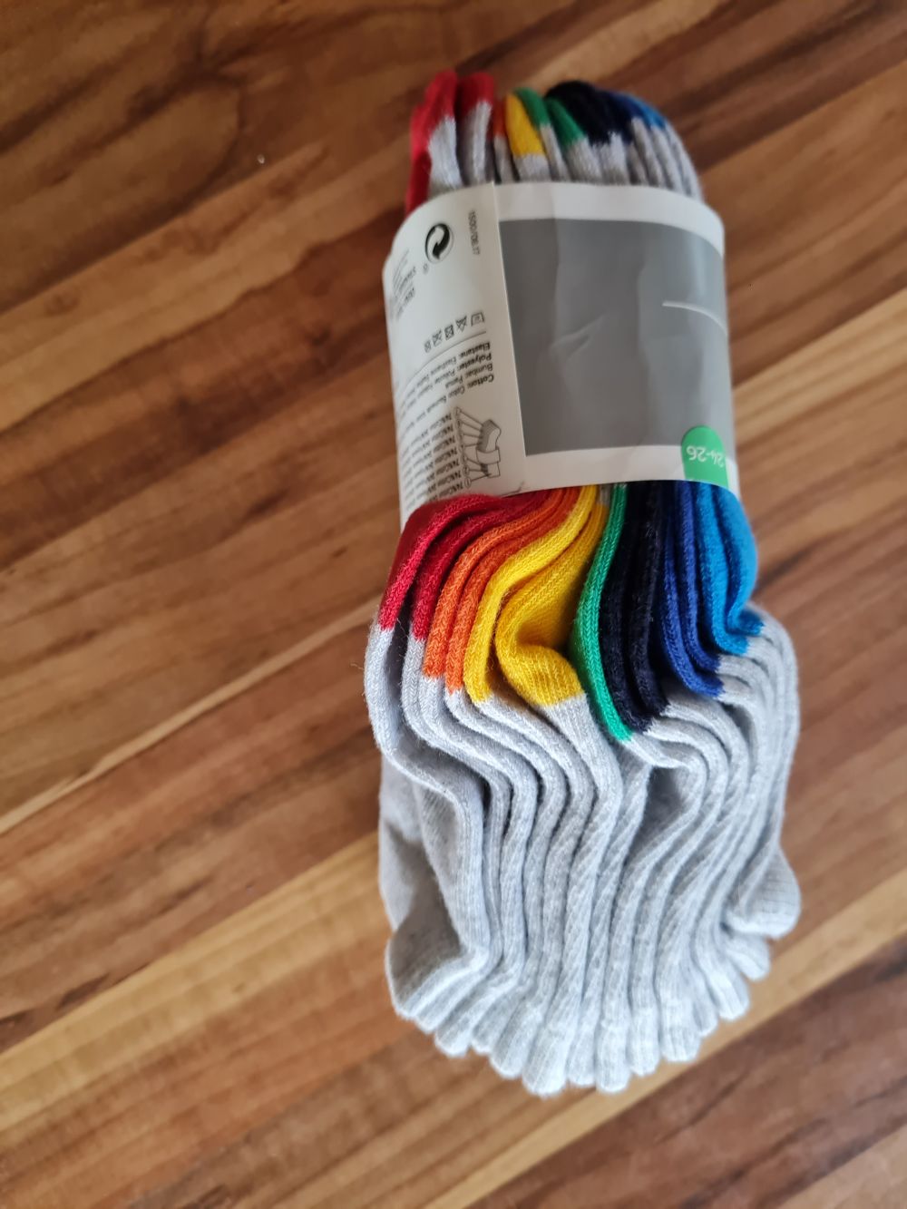 7 Paar Socken, grau mit farbiger Sohle, Gr. 23-26, Neuware
