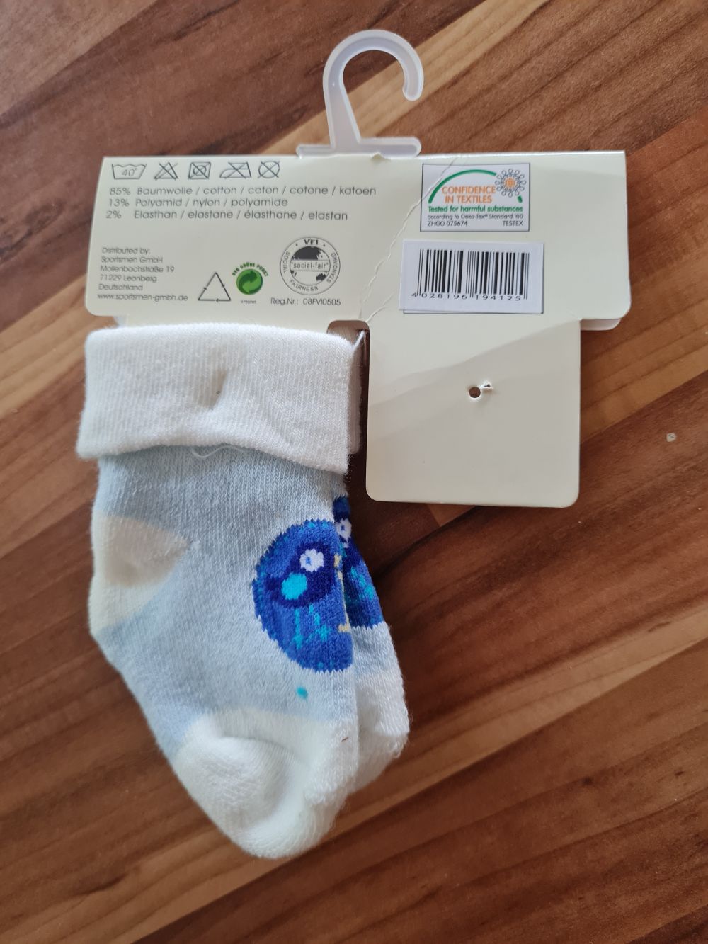 1 Paar Erstlingssocken, hellblau, Neuware mit Etikett