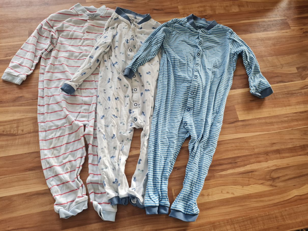 3 Schlafanzüge Gr. 86/92, Secondhand