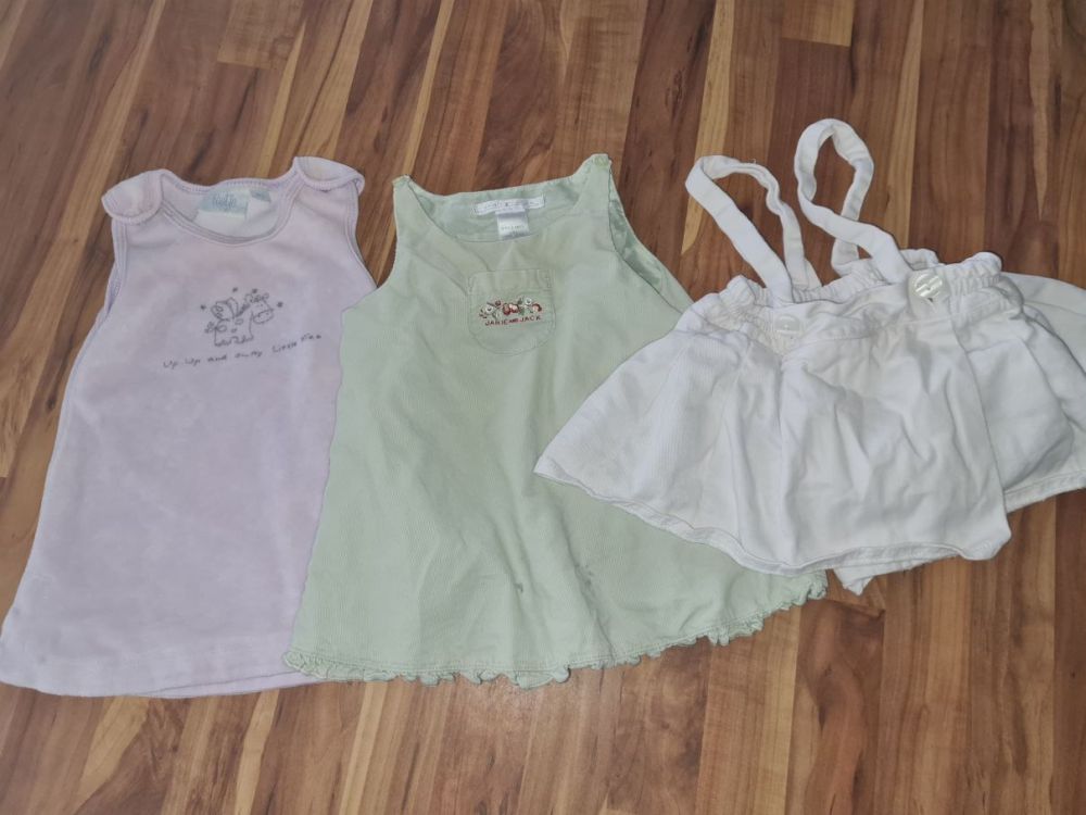 3 Kleider für Mädchen Gr. 56, Secondhand