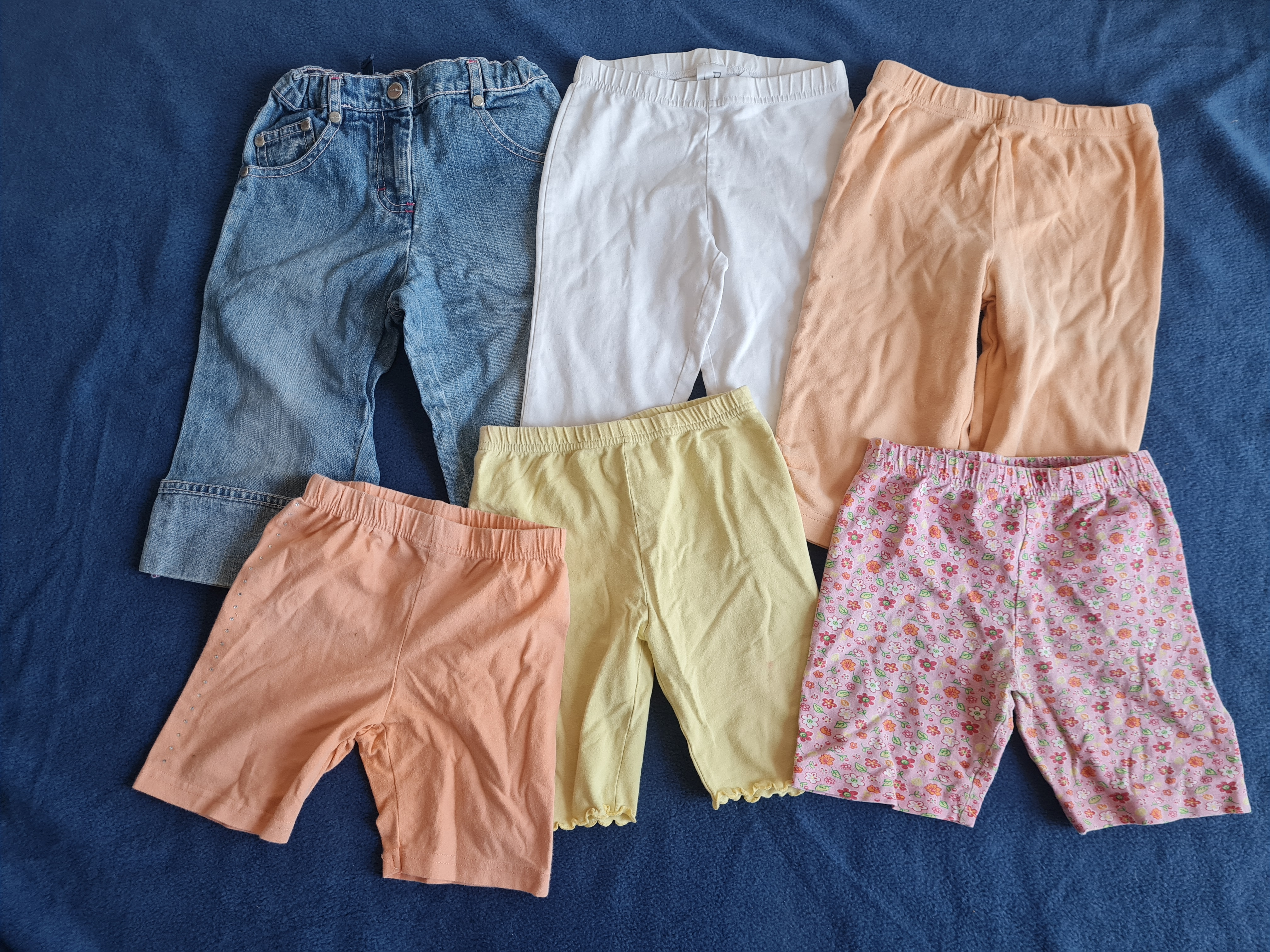 6 Kurze Hosen für Mädchen, Gr. 110/116, Secondhand