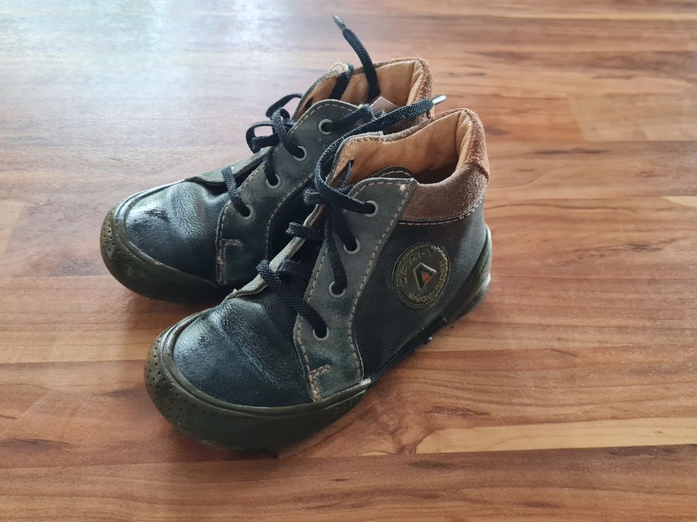 Däumling Schuhe, Gr. 24 (mittlere Weite), Secondhand
