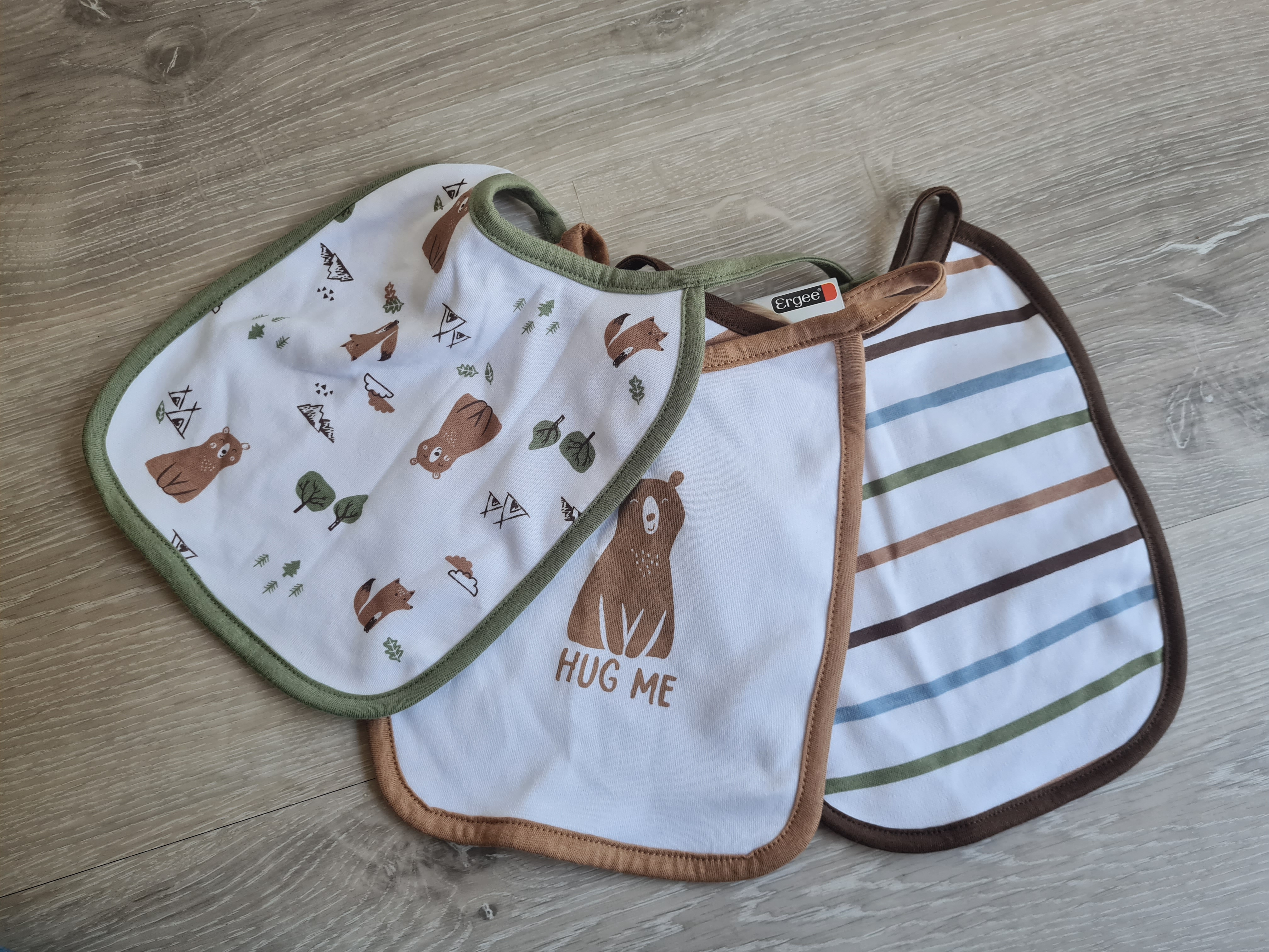 Set mit 3 Lätzchen, Neuware