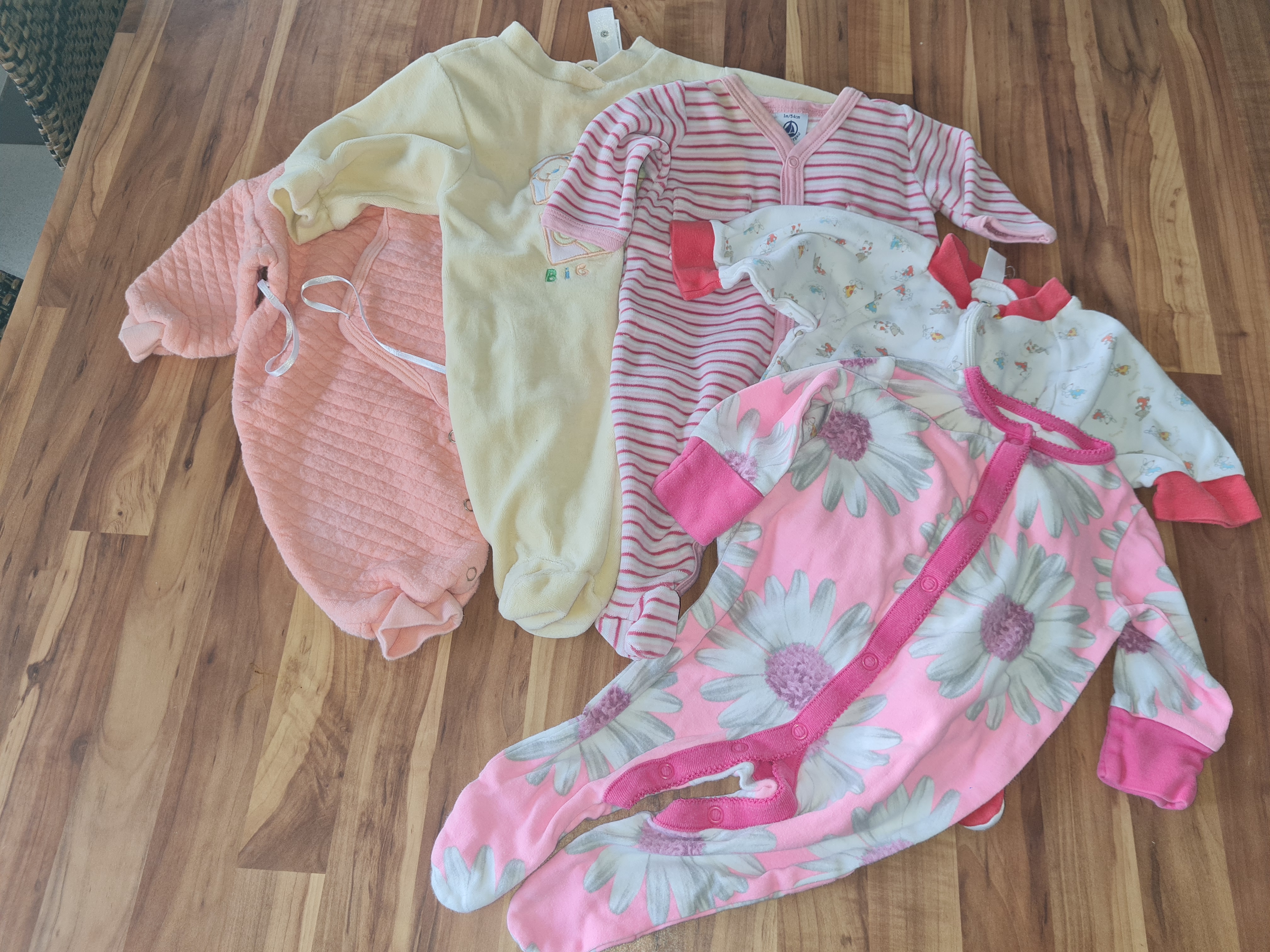 5 Schlafanzüge für Mädchen, Gr. 50/56, Secondhand