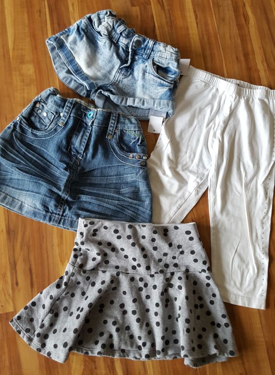 4tlg. Sommer Set für Mädchen (Röcke, Shorts, Leggins), Gr. 128, Secondhand