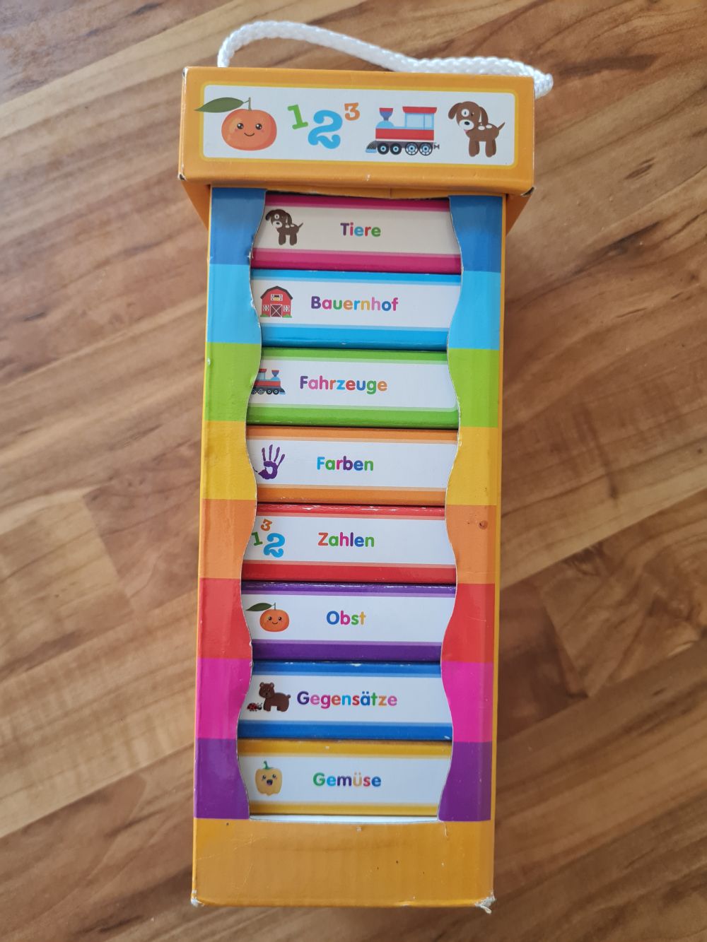 8 kleine Bücher in einer Box "Erste Wörter", Secondhand