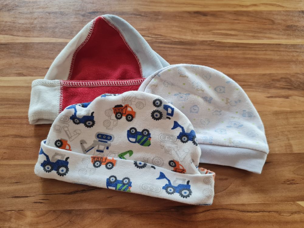 3 Babymützen für Jungen, Secondhand