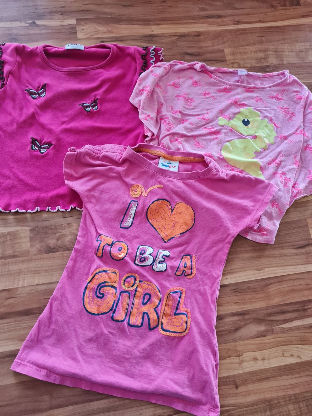 3 T-Shirts für Mädchen, Gr. 128, Secondhand