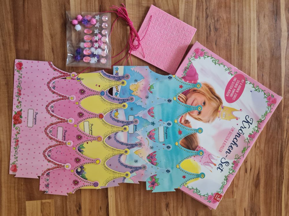 Krönchen-Set zum Basteln und Bemalen, Neuware