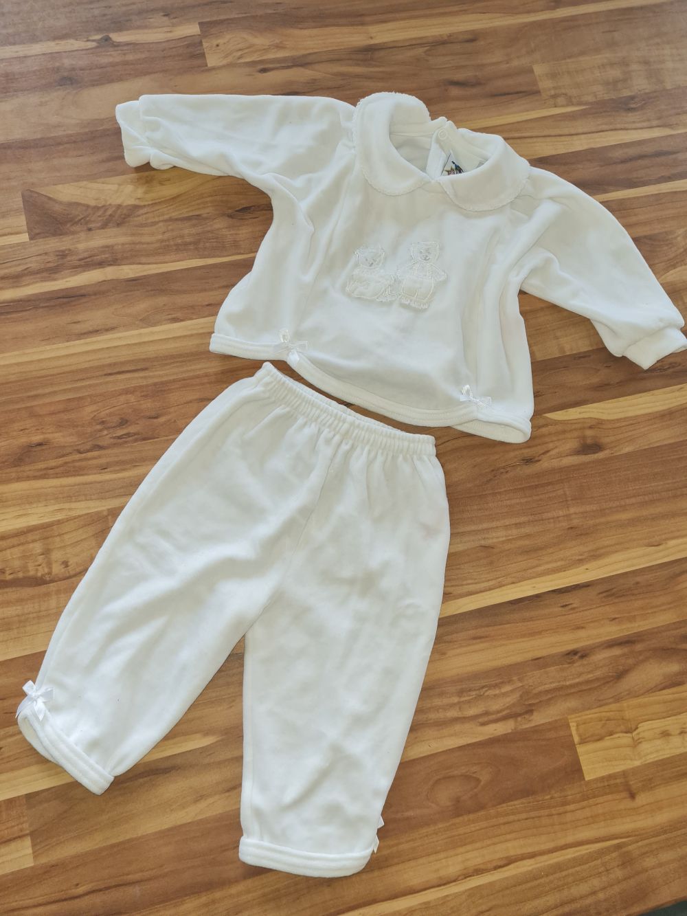 Festliches Set aus Nickistoff, weiß, Gr. 68, Secondhand