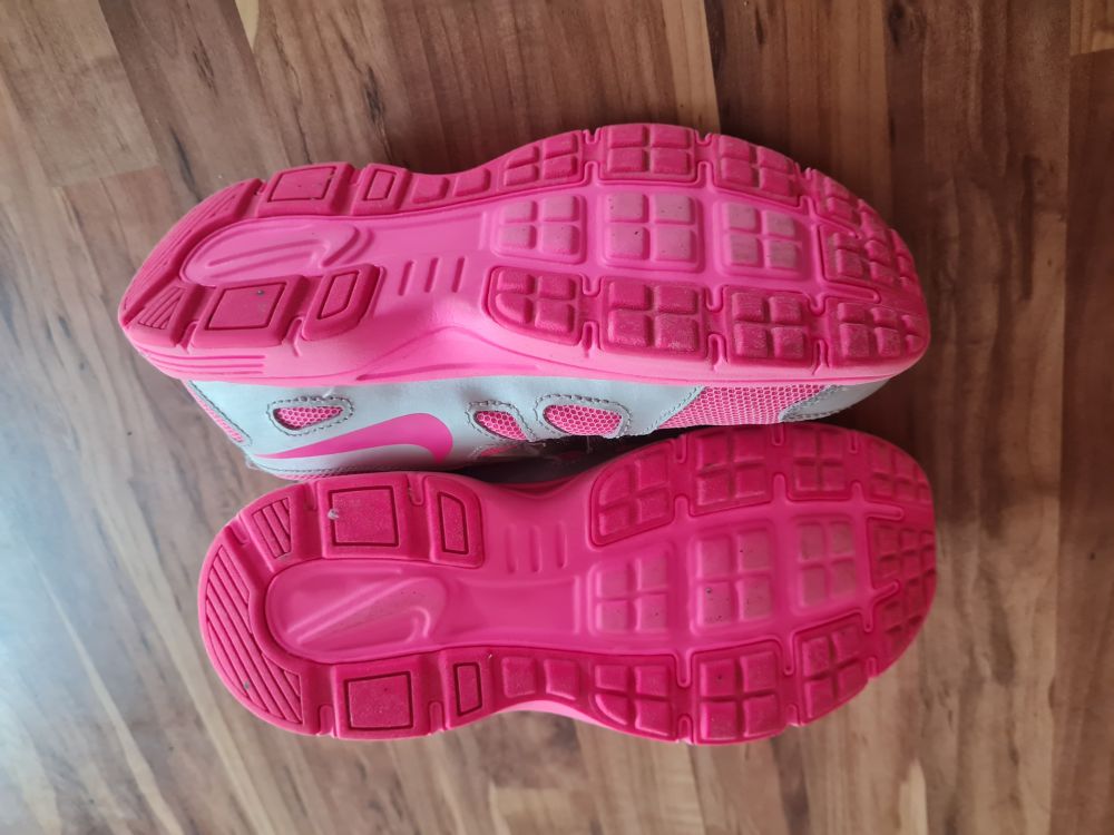 Nike Sportschuhe, Gr. 35, Secondhand