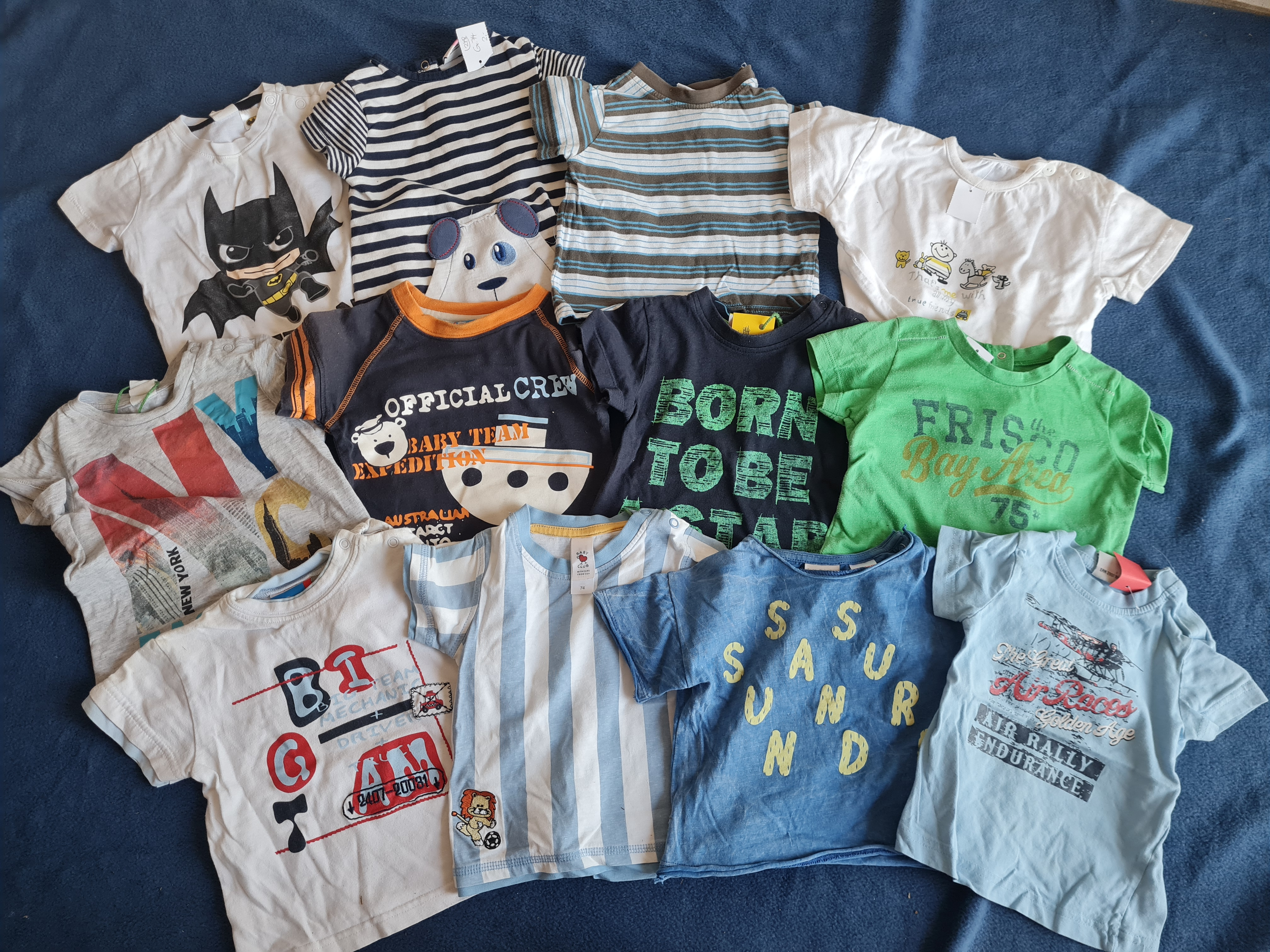 12 T-Shirts für Jungen, Gr. 74, Secondhand