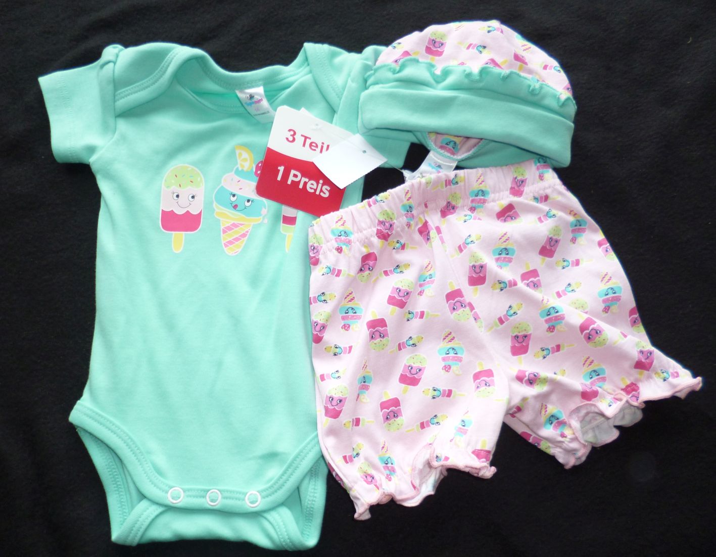 3tlg. Sommerset aus Body, Hose und Mütze, Gr. 56, Neuware