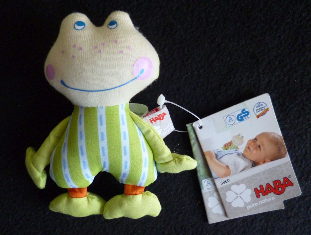 HABA Pure Nature 3960 Greiffigur Friedo Frosch mit Rassel, Neuware