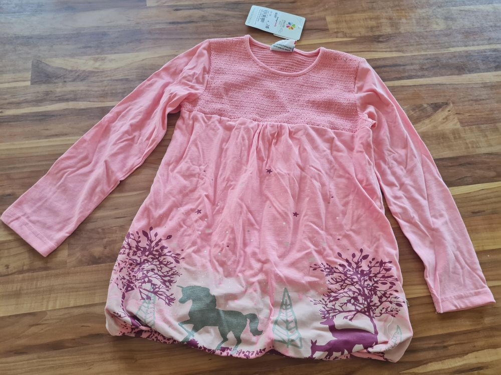 Mädchen-Shirt, Gr. 122, Neuware mit Etikett