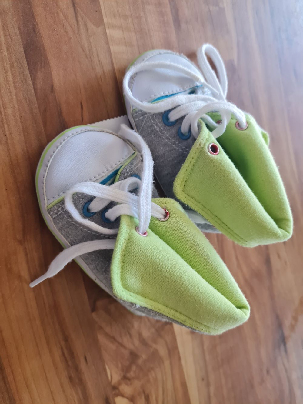 Babyschuhe, Gr. 19, Secondhand