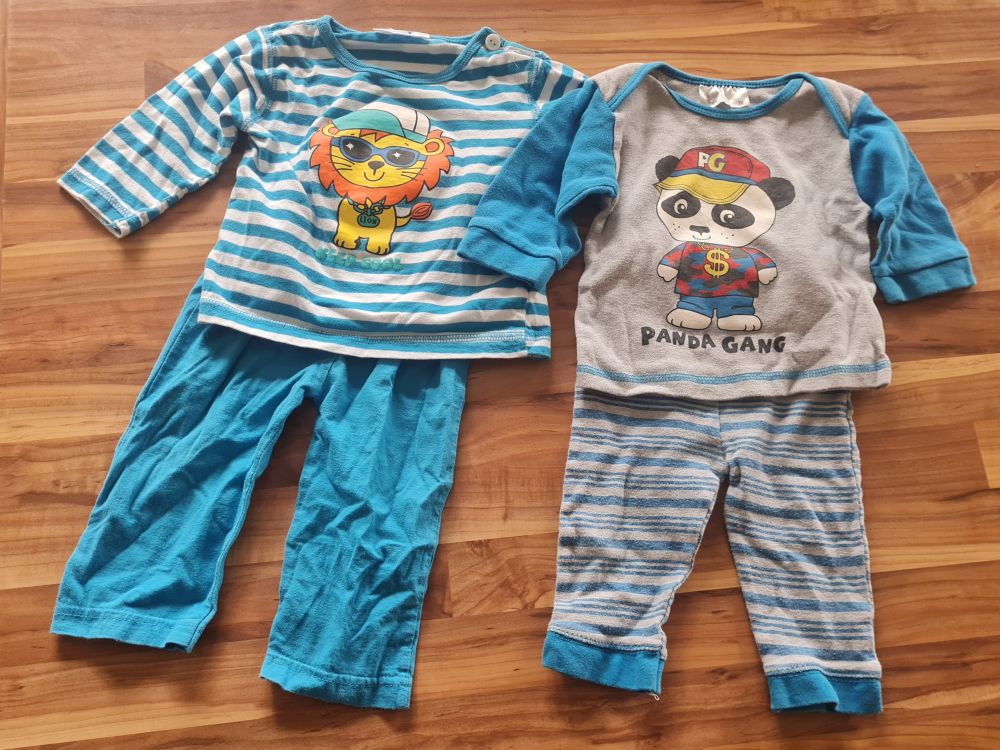 2 Schlafanzüge, Gr. 74, Secondhand