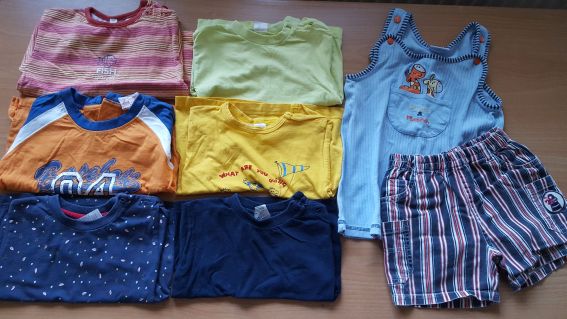 Sommer-Set (T-Shirts, Kurze Hose, Spieler) Gr. 74, Secondhand