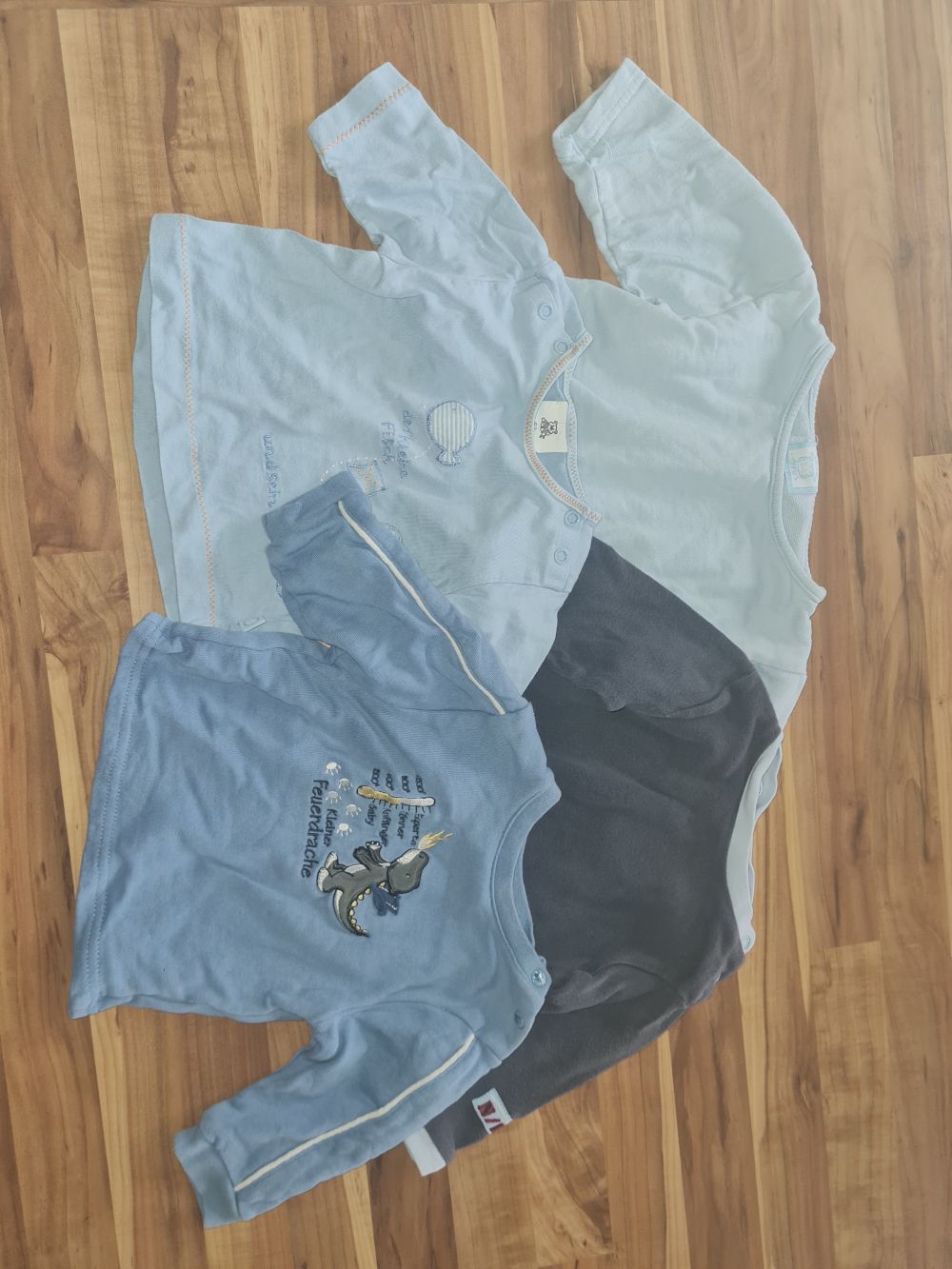 4 Langarmshirts, Gr. 62, Secondhand