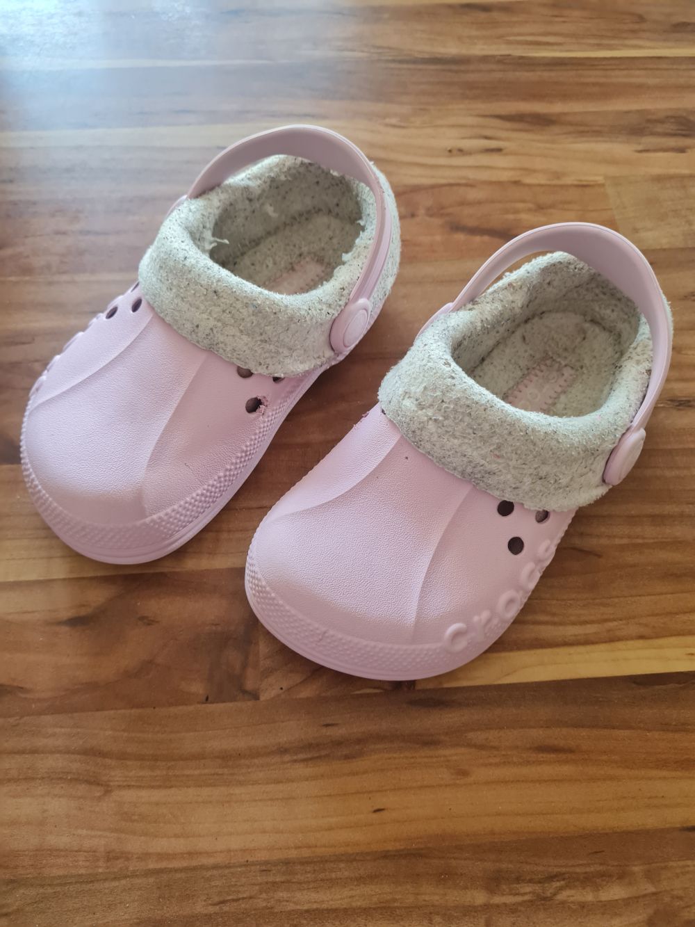 Crocs, rosa, leicht gefüttert, Gr. C10/11 (Gr. 27/28), Secondhand