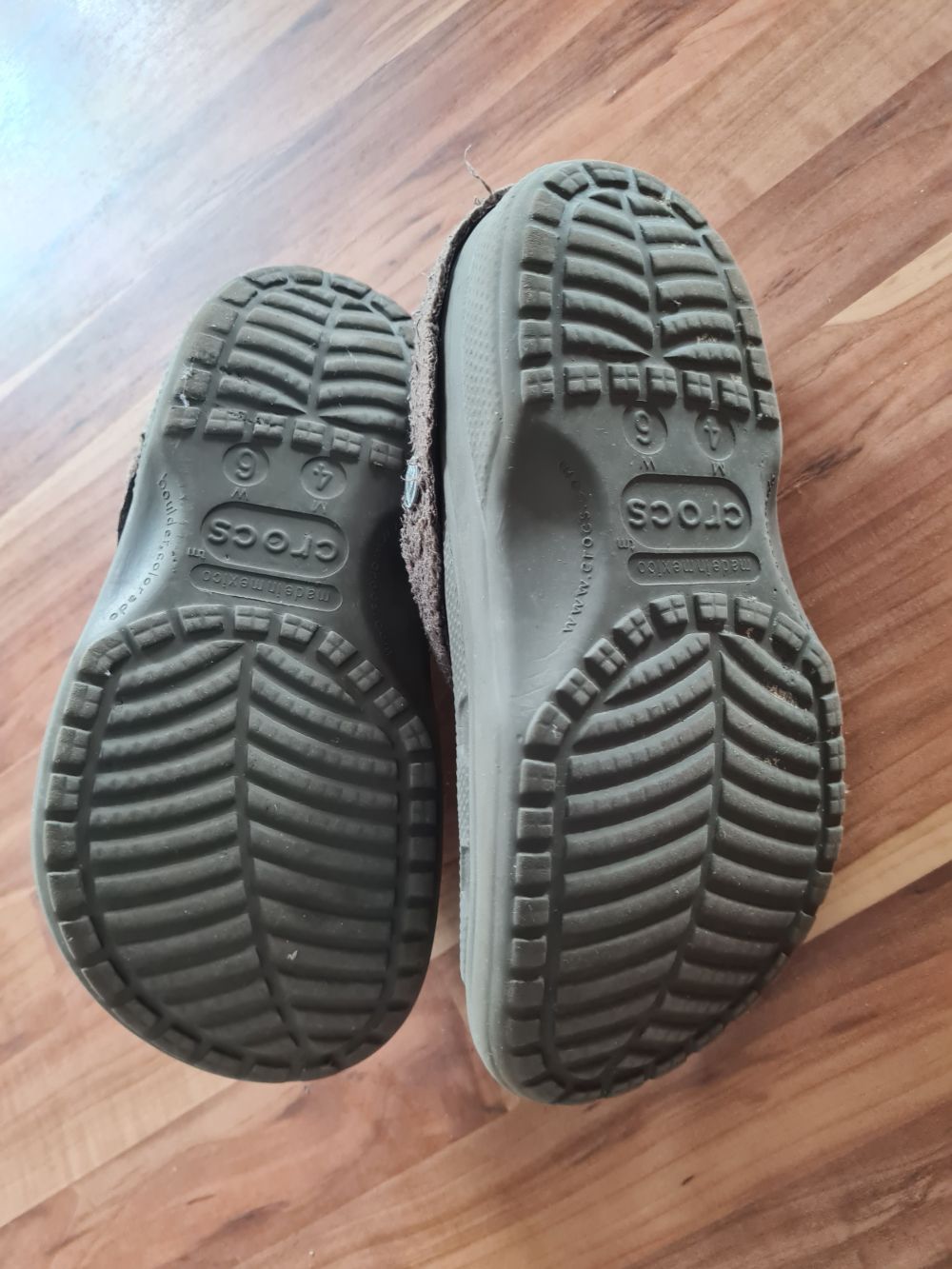 Crocs, braun, leicht gefüttert, Gr. M4 W6 (Gr. 36/37), Secondhand