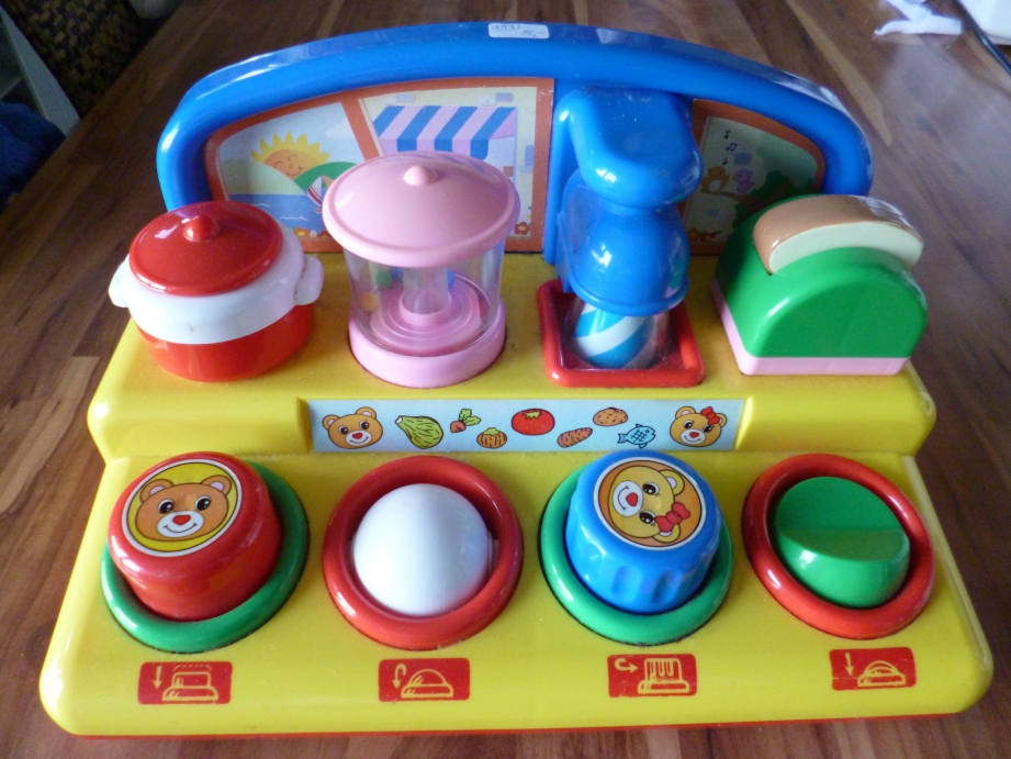 Spielzeug mit 4 verschiedenen Funktionen